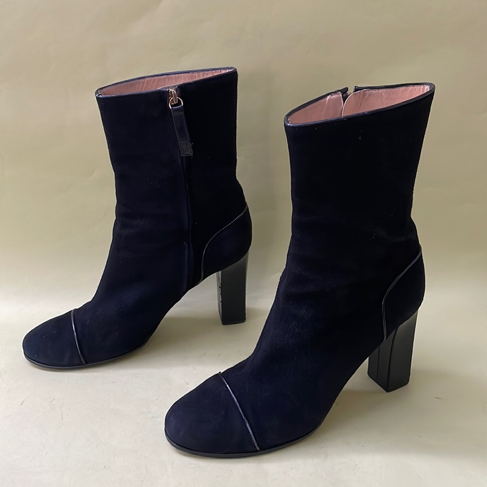 Vintage black Kate Spade all leather boots - Picture 2 of 16